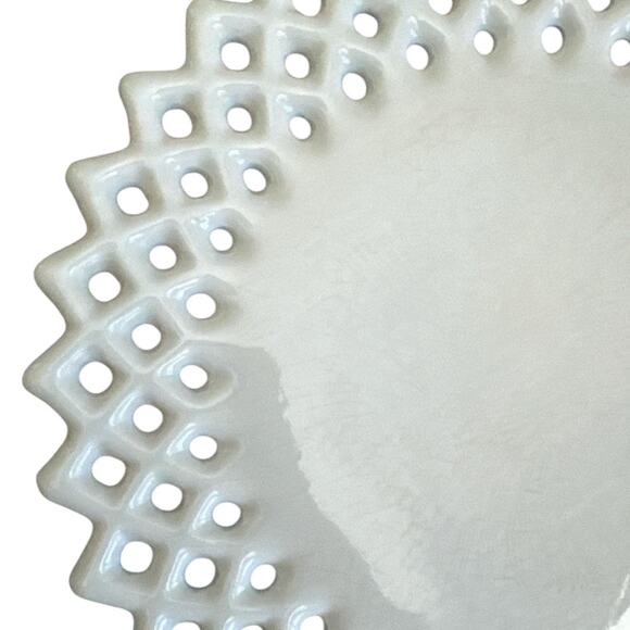 Vintage Rare Paper Windows Cream Perforated Rosebud Decorative Plate - Picture 2 of 10